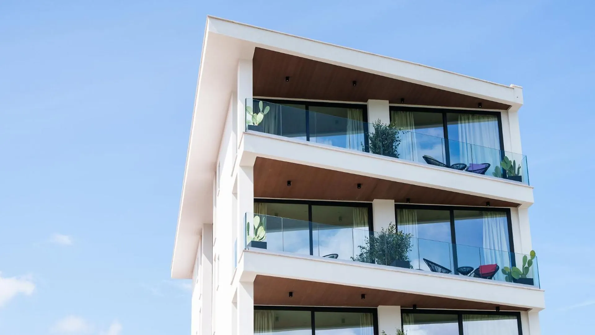 Welcomely - Affittacamere Seamphony Light Rooms Olbia 0*,  Italy