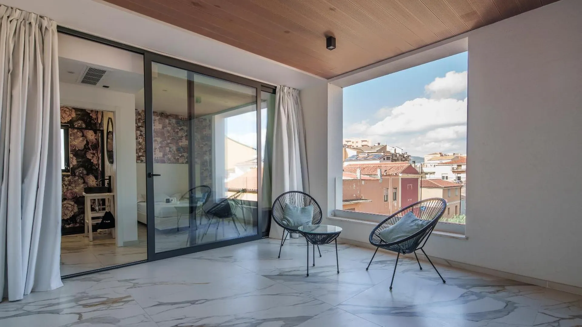 Welcomely - Affittacamere Seamphony Light Rooms Olbia 0*,